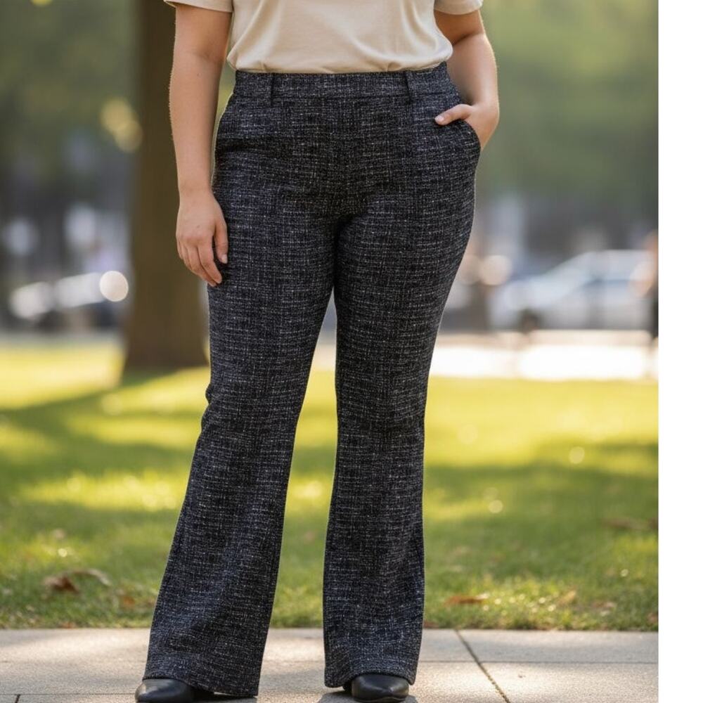 NWT Torrid Mid-Rise Trouser Ponte Tweed Bootcut Flare Pant Plus Size: 2S (18/20)